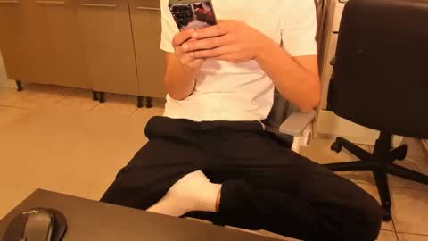 Silly Rabbit  online show from 12-16-25, 07:02