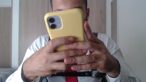 Snapshot of masterofinfatuation chatting on 12-03-24, 04:28   online show from 12-03-24, 04:28