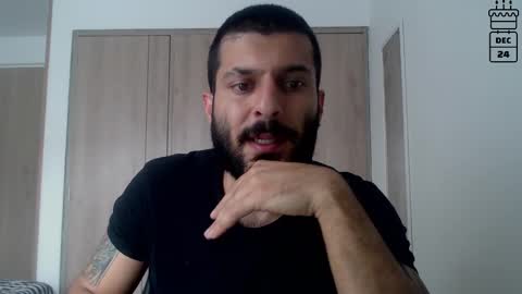 Snapshot of masterofinfatuation chatting on 12-14-24, 09:13   online show from 12-14-24, 09:13