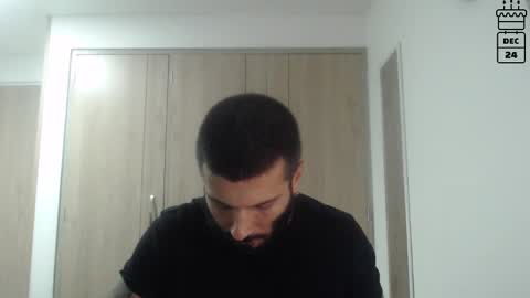 Snapshot of masterofinfatuation chatting on 12-15-24, 07:57   online show from 12-15-24, 07:57