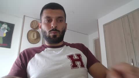 Snapshot of masterofinfatuation chatting on 12-28-24, 08:15   online show from 12-28-24, 08:15