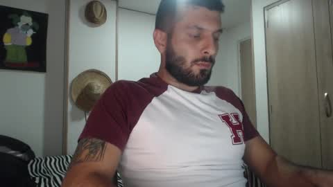 Snapshot of masterofinfatuation chatting on 12-29-24, 01:34   online show from 12-29-24, 01:34