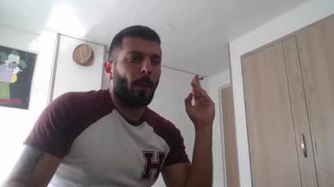 Snapshot of masterofinfatuation chatting on 12-29-24, 02:21   online show from 12-29-24, 02:21