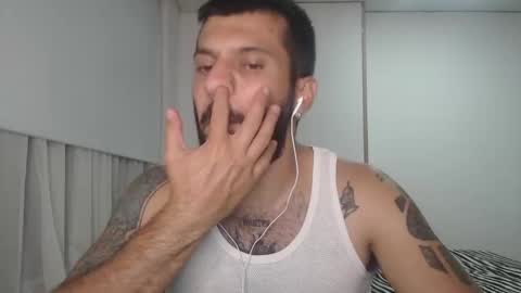 Snapshot of masterofinfatuation chatting on 01-11-25, 04:38   online show from 01-11-25, 04:38