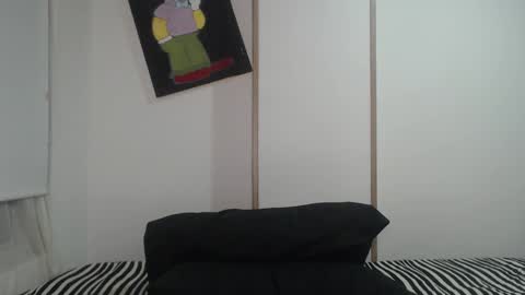 Snapshot of masterofinfatuation chatting on 01-12-25, 02:56   online show from 01-12-25, 02:56