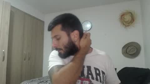 Snapshot of masterofinfatuation chatting on 01-16-25, 04:28   online show from 01-16-25, 04:28