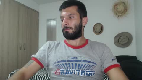 Snapshot of masterofinfatuation chatting on 01-17-25, 03:12   online show from 01-17-25, 03:12