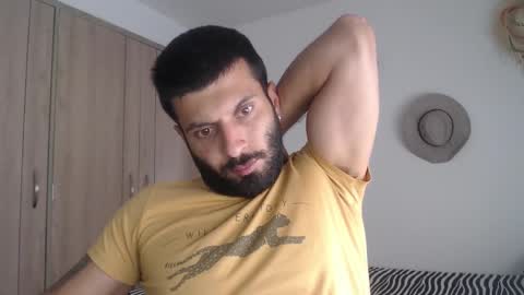 Snapshot of masterofinfatuation chatting on 01-17-25, 07:05   online show from 01-17-25, 07:05