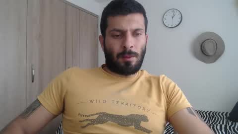 Snapshot of masterofinfatuation chatting on 01-18-25, 03:59   online show from 01-18-25, 03:59