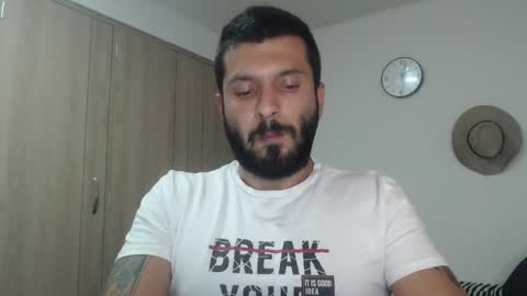 Snapshot of masterofinfatuation chatting on 01-20-25, 12:25   online show from 01-20-25, 12:25