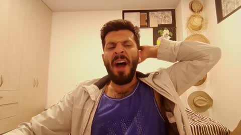 Snapshot of masterofinfatuation chatting on 03-02-25, 03:02   online show from 03-02-25, 03:02