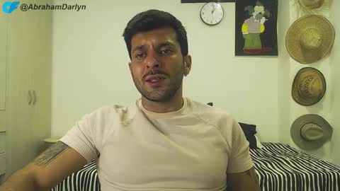 Snapshot of masterofinfatuation chatting on 03-08-25, 02:01   online show from 03-08-25, 02:01