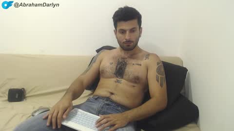 Snapshot of masterofinfatuation chatting on 03-12-25, 03:46   online show from 03-12-25, 03:46