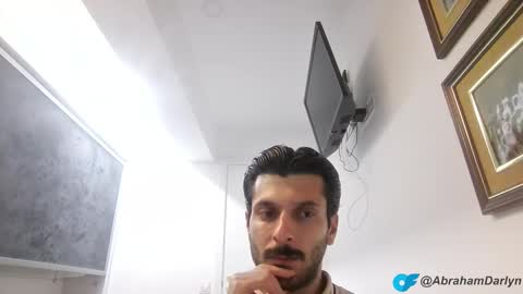 Snapshot of masterofinfatuation chatting on 10-27-25, 09:08   online show from 10-27-25, 09:08