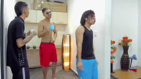 Team Cris Darwin- Fernando- Stiven- David online show from 01-30-25, 11:33