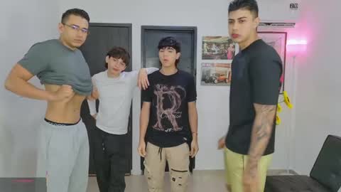 Team Cris Darwin- Fernando- Stiven- David online show from 05-15-26, 11:06