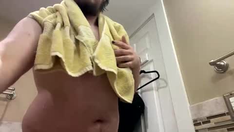 Snapshot of masterv58769 chatting on 03-12-25, 03:35 V online show from 03-12-25, 03:35