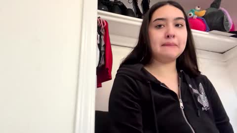 Snapshot of masturbatingmariamiller chatting on 12-14-25, 10:25 masturbatingmariamiller online show from 12-14-25, 10:25