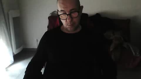 Snapshot of mat11efou chatting on 01-10-26, 10:39 mat11efou online show from 01-10-26, 10:39