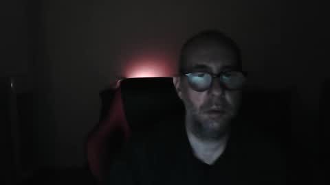 Snapshot of mat11efou chatting on 01-17-26, 01:32 mat11efou online show from 01-17-26, 01:32