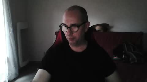 Snapshot of mat11efou chatting on 02-15-26, 04:47 mat11efou online show from 02-15-26, 04:47