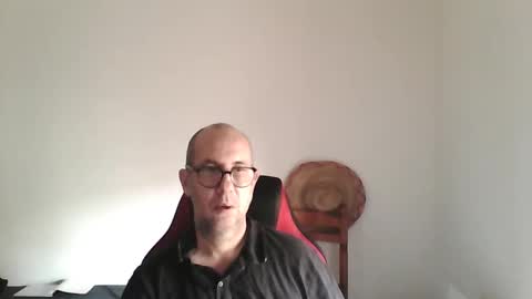 Snapshot of mat11efou chatting on 04-11-26, 10:08 mat11efou online show from 04-11-26, 10:08