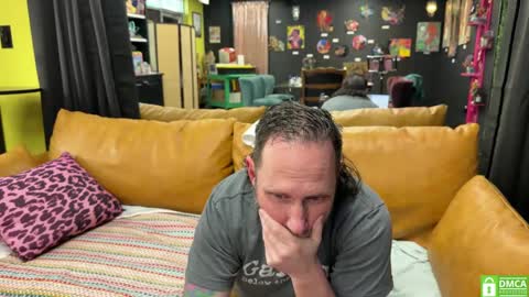 Jer and Kel online show from 02-24-25, 09:20