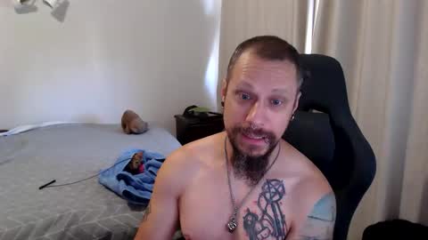 Snapshot of matchy666 chatting on 01-08-26, 09:39 Matchy online show from 01-08-26, 09:39