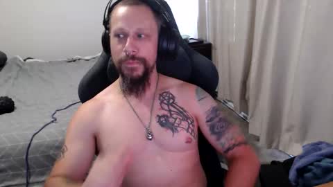 Snapshot of matchy666 chatting on 01-12-26, 06:51 Matchy online show from 01-12-26, 06:51