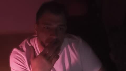 Snapshot of mateee7 chatting on 05-12-26, 11:46 Lucas online show from 05-12-26, 11:46
