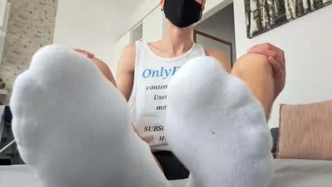 Snapshot of matejbae chatting on 05-10-26, 02:44 MATEJBAE online show from 05-10-26, 02:44