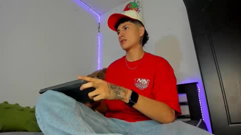 mateo_escobar online show from 11-29-25, 12:24