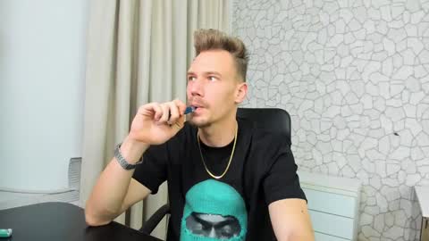 MateoBenjamin online show from 01-26-25, 07:20