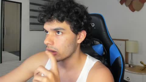 Snapshot of mateoleone chatting on 02-02-25, 11:53 Matt online show from 02-02-25, 11:53