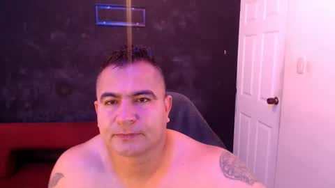 Snapshot of mateosexyhot22 chatting on 06-21-26, 03:36 Mateo online show from 06-21-26, 03:36