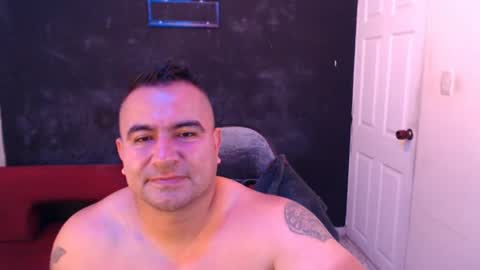 Snapshot of mateosexyhot22 chatting on 07-03-26, 01:50 Mateo online show from 07-03-26, 01:50