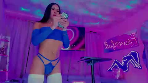 Powerfull  online show from 09-23-25, 04:32