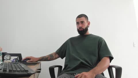 Matheus     online show from 01-03-25, 03:44