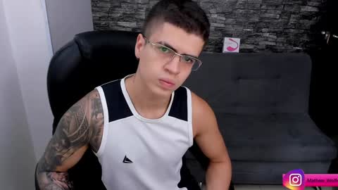 Mathew Independent model online show from 01-01-25, 04:18