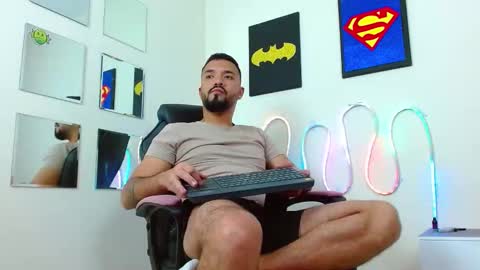 mathewhot3 online show from 11-26-25, 06:03