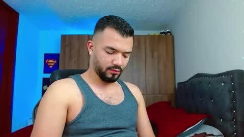 mathewhot3 online show from 11-28-25, 06:16