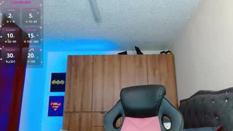 mathewhot3 online show from 12-05-25, 02:31