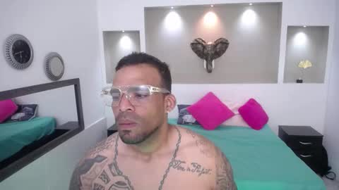 Mathews  online show from 03-12-26, 12:00