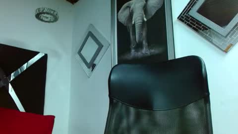 Mathews online show from 11-05-25, 11:54