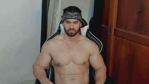 Snapshot of mathews_smith chatting on 05-14-26, 11:39 mathews_smith online show from 05-14-26, 11:39