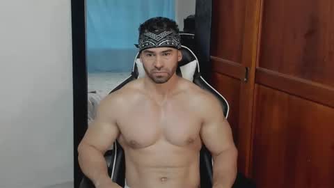 Snapshot of mathews_smith chatting on 05-16-26, 11:31 mathews_smith online show from 05-16-26, 11:31