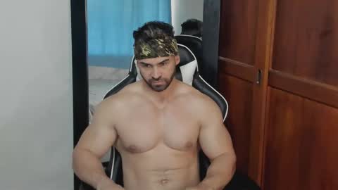 Snapshot of mathews_smith chatting on 06-01-26, 11:34 mathews_smith online show from 06-01-26, 11:34