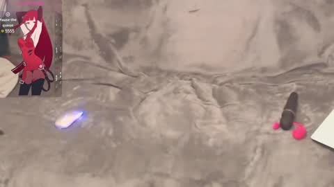 LooLa online show from 02-12-25, 08:59