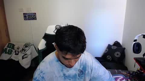 Snapshot of matias_bianco01 chatting on 10-05-25, 06:17 matias online show from 10-05-25, 06:17