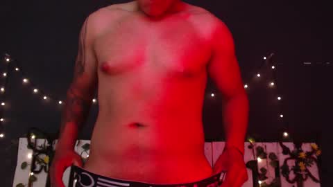 Snapshot of matias_sky chatting on 11-12-25, 02:01 matias_sky online show from 11-12-25, 02:01